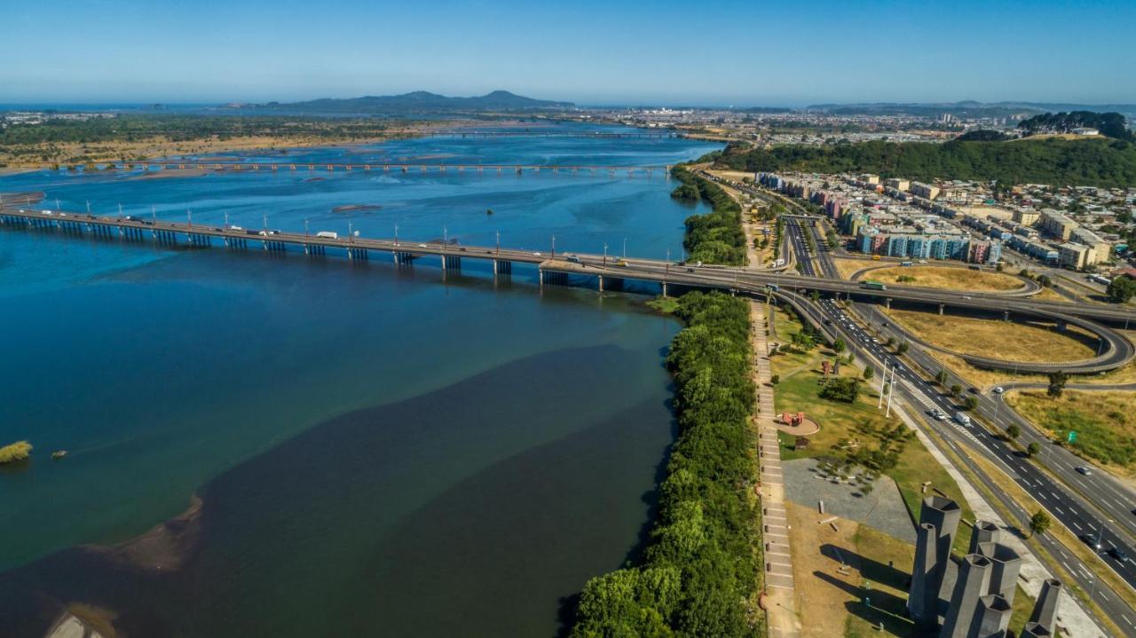 Mds Hotel Concepción Esterno foto Aerial view of the bridge